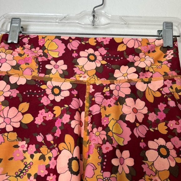 The Upside Palm Springs Dance Leggings Size 6 Retro Floral Print Activewear - Picture 4 of 12